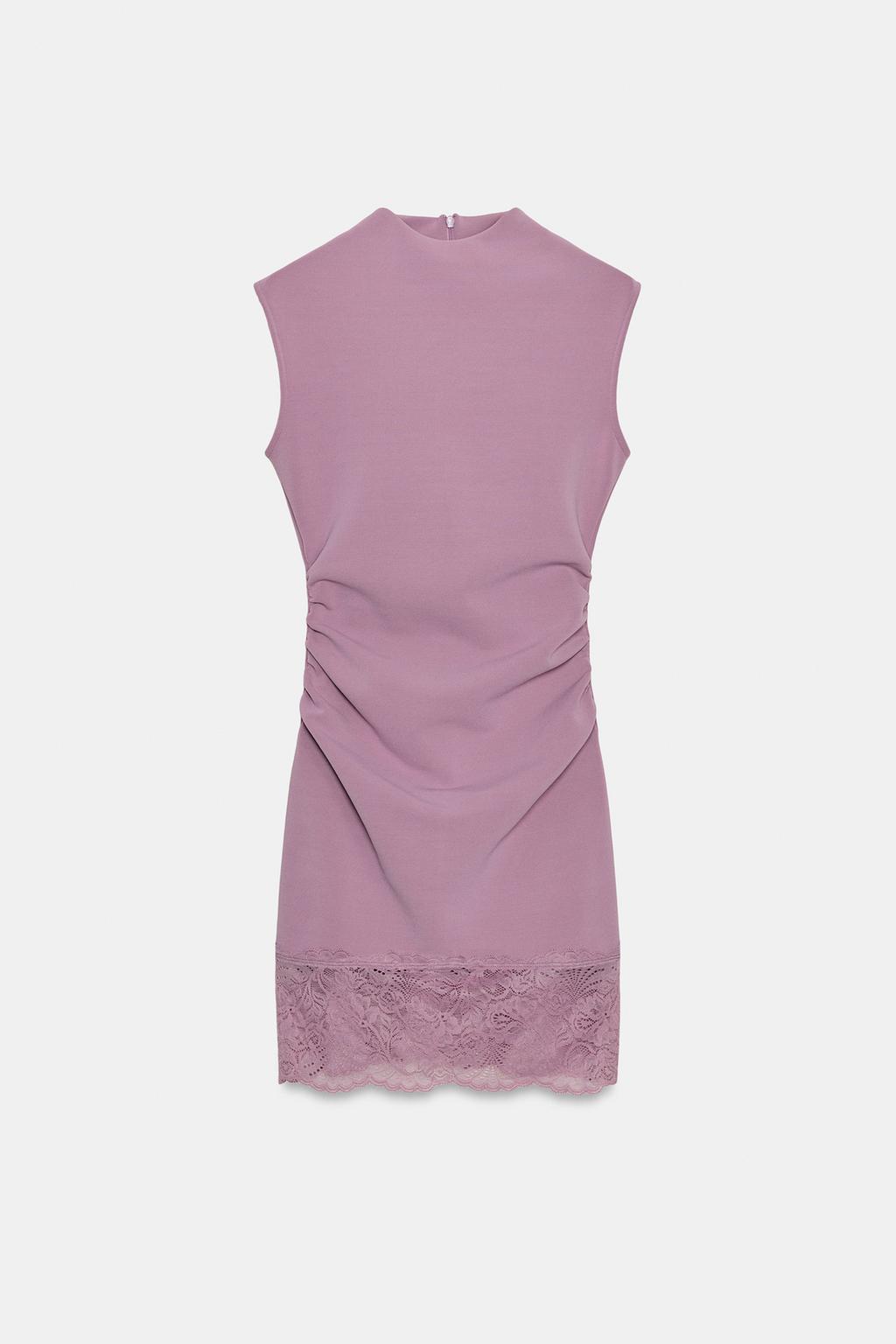 ROBE EN DENTELLE SCULPTANTE