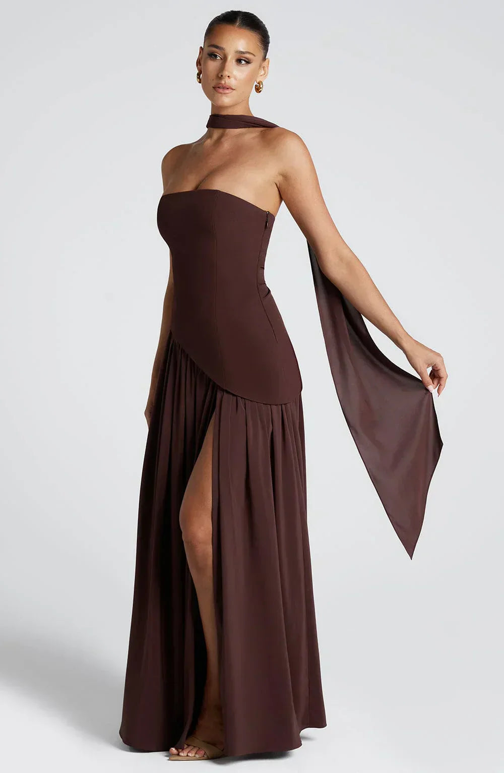 Mia – Robe Sculpturale