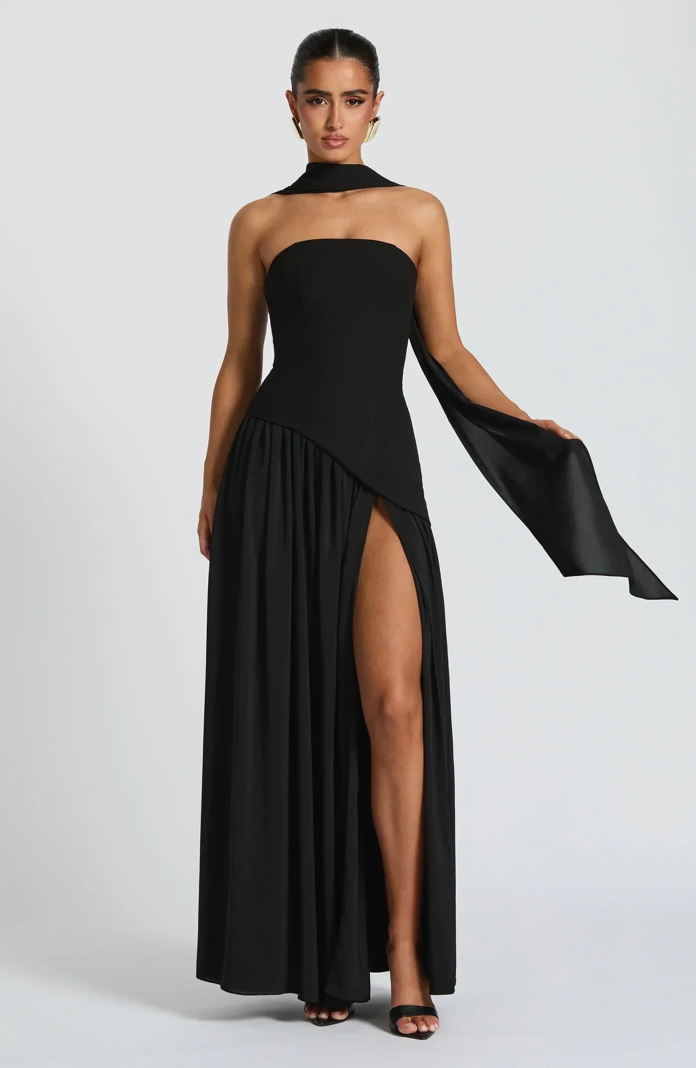Mia – Robe Sculpturale