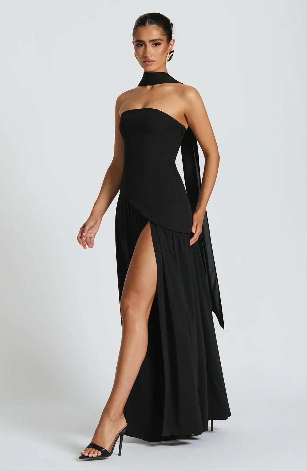 Mia – Robe Sculpturale