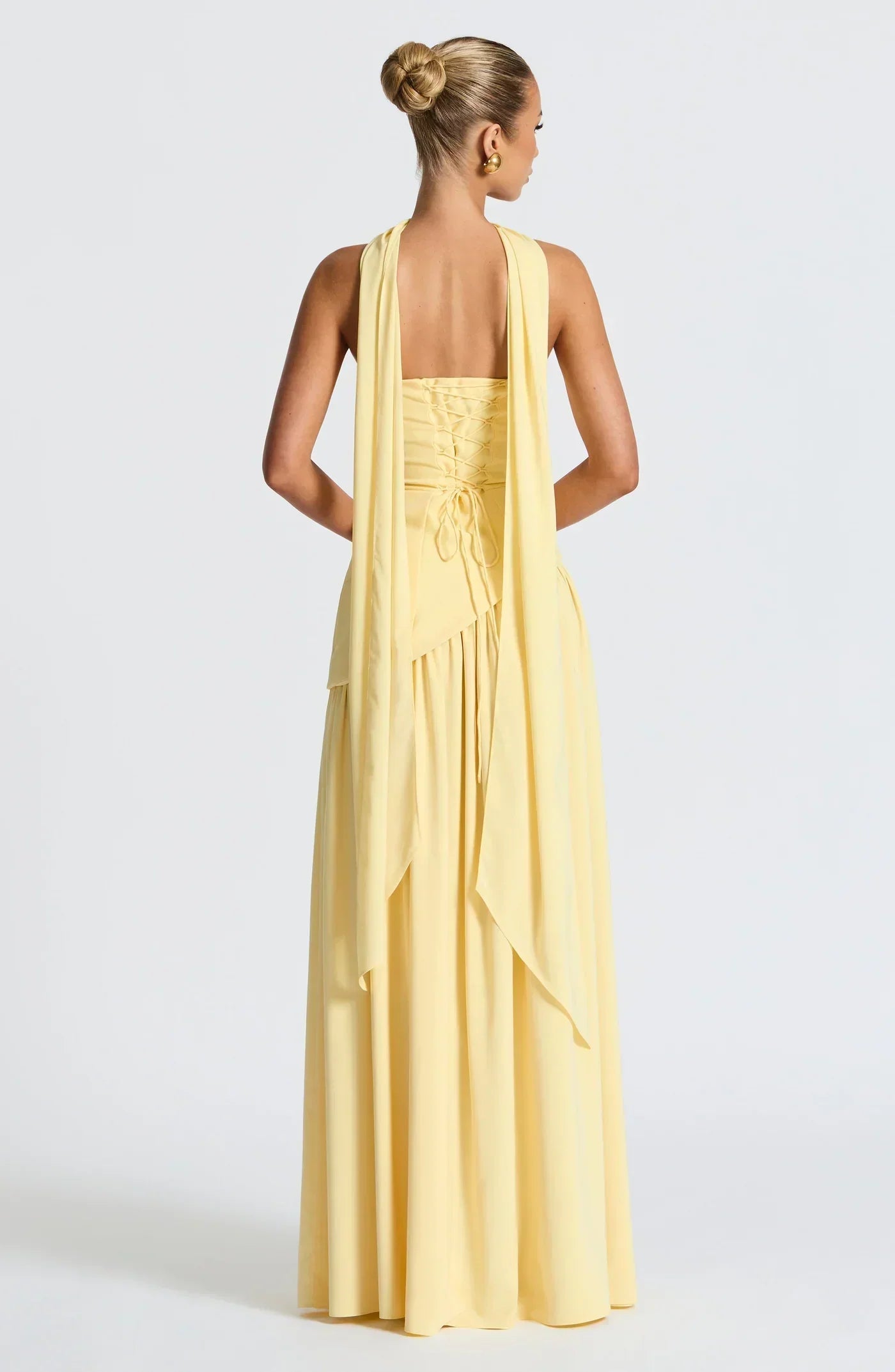 Mia – Robe Sculpturale